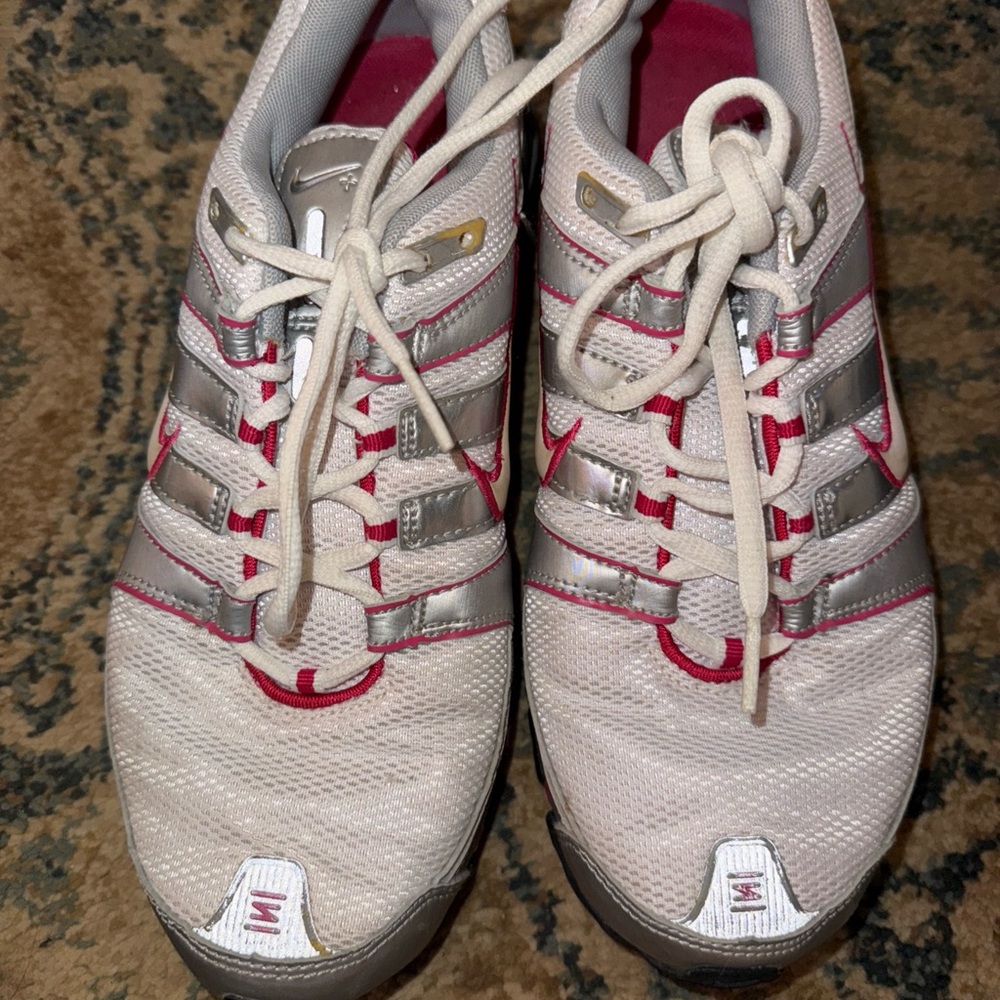 Nike Shox Women 318433-101 Running Shoes Swoosh Athletic Workout Size8.5